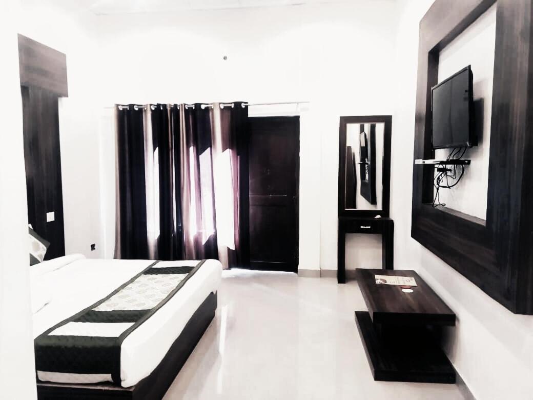 Hotel Green Park Nainital Esterno foto